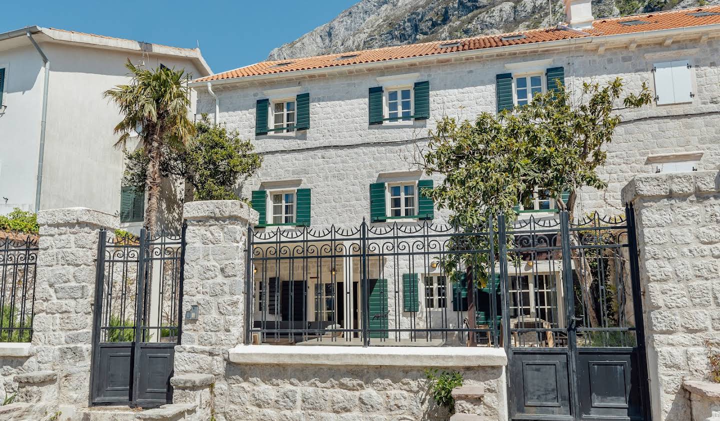 Villa with garden and terrace Kotor