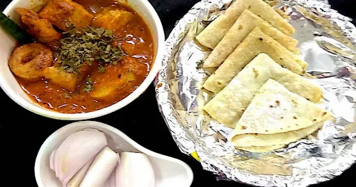 Chap Masala Gravi With 5 Rumali Roti