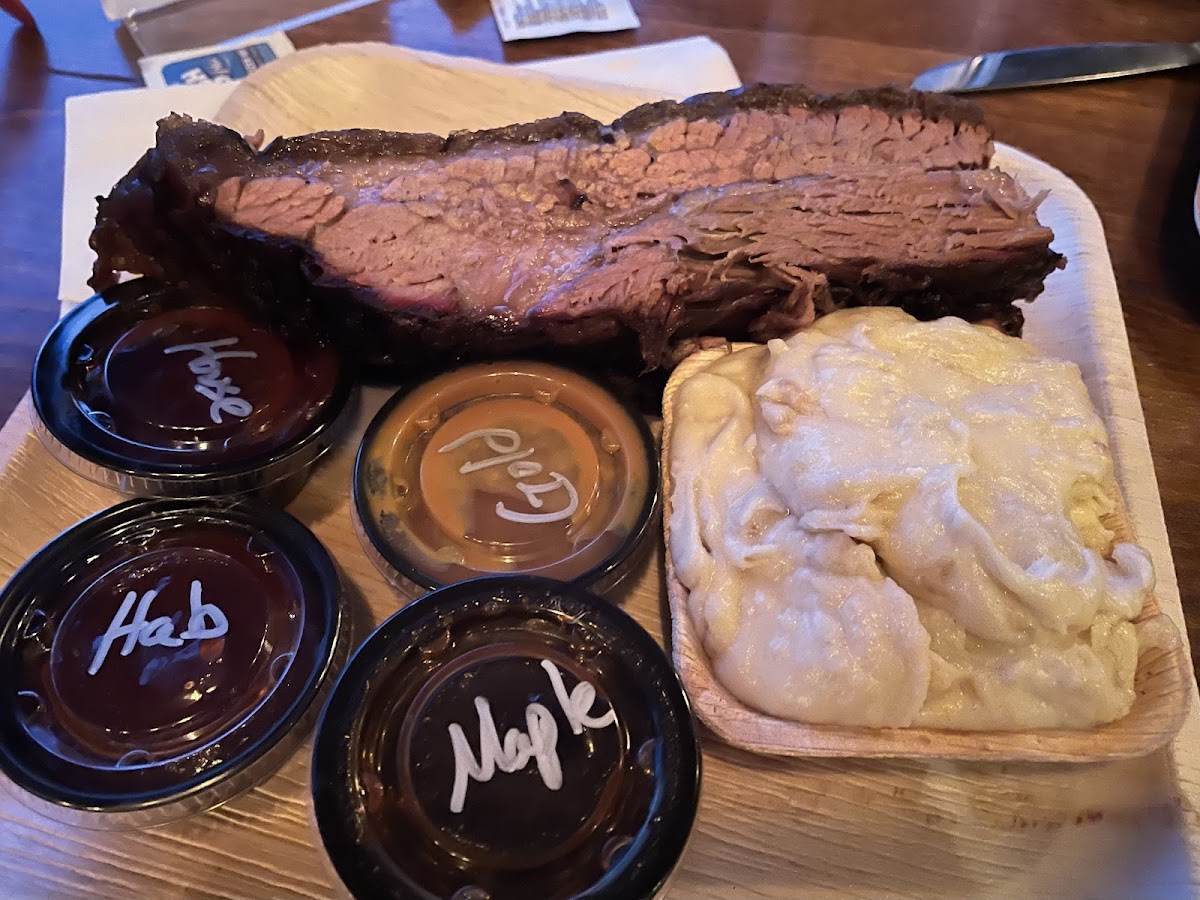 Brisket and Garlic Mashed Potato