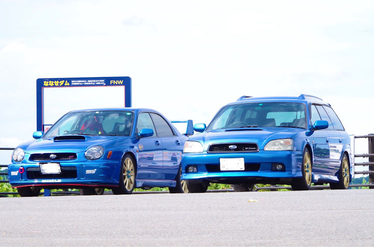 インプレッサ WRX STIのSUBARU family・スバルサイン・密会・WRブルーマイカ・レガシィ王国健在に関するカスタム事例の投稿画像6枚目