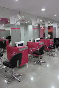 Femina Family Salon & Spa photo 5