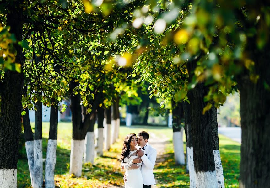 Wedding photographer Mikhail Belkin (mishabelkin). Photo of 31 October 2014