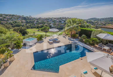 Villa with pool and terrace 9