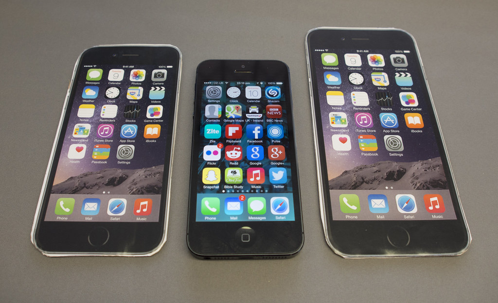 This image shows the three iphones in the table.