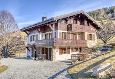 Chalet with terrace 2