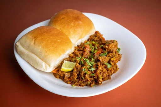 Mutton Bhuna Pav