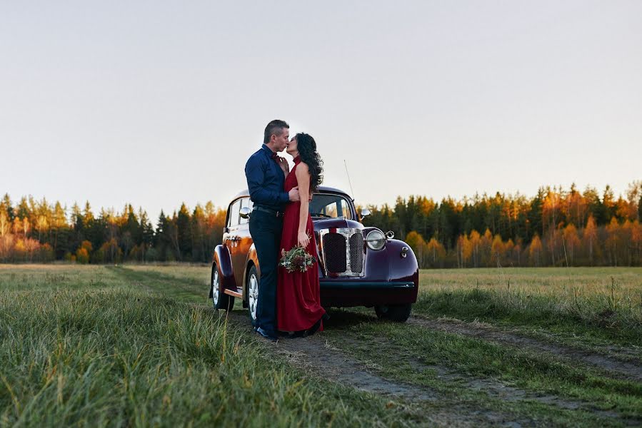 Fotógrafo de casamento Andrey Drozdov (adeo). Foto de 4 de novembro 2015