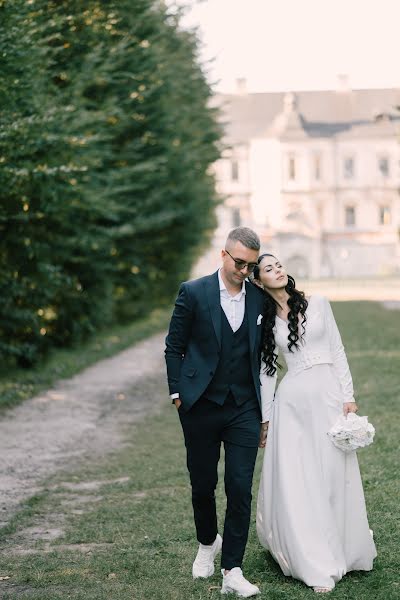 Fotografo di matrimoni Yuriy Stebelskiy (blueclover). Foto del 18 settembre 2021