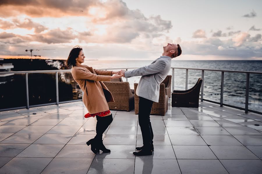 Fotógrafo de casamento Barbara Rompska (rompskafotografi). Foto de 19 de dezembro 2019