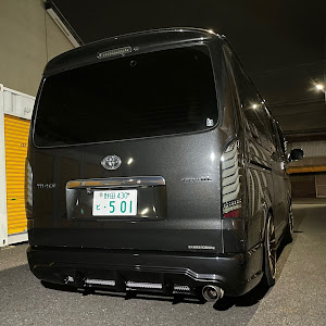 ハイエースバン TRH200V