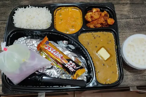 Renu Special Thali