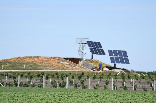 Kineska kompanija Trona solar gradiće solarni park u blizini Zrenjanina