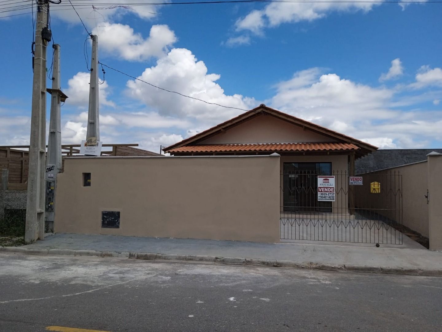 Casas à venda Paranaguamirim