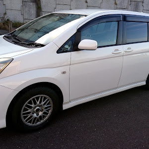 アイシス ZNM10W