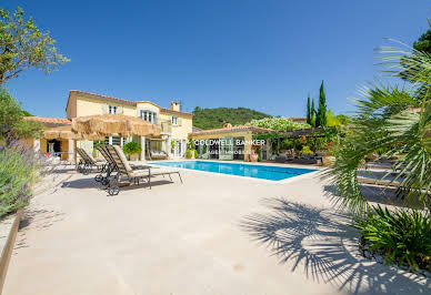 Villa with pool and terrace 3