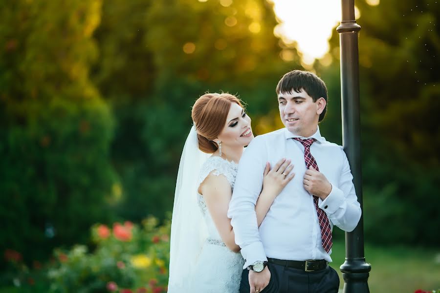 Fotógrafo de casamento Valo Melkonyan (valomelkonyan). Foto de 1 de agosto 2017