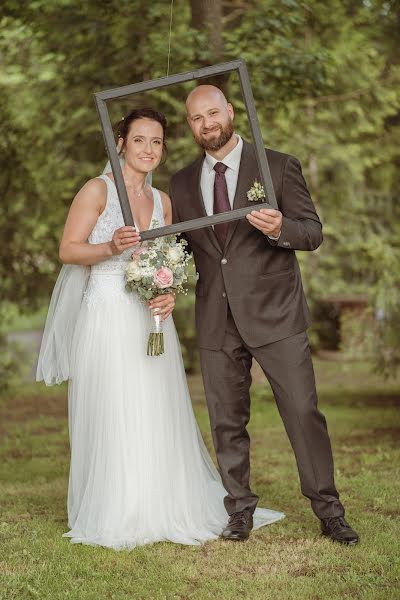 Fotógrafo de casamento Zsuzsanna Kázik (a4l5w9e). Foto de 13 de julho 2023