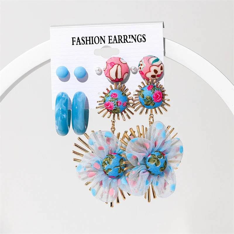 Dames acryl oorbellen set, lichtgewicht en veelzijdig. Perfect voor elke gelegenheid. Ontdek de perfecte accessoire voor je dagelijkse look!