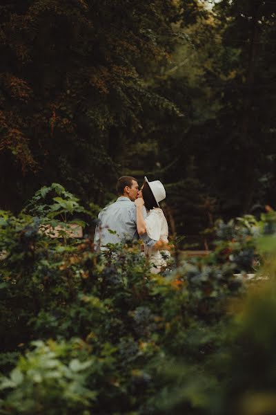 Fotografo di matrimoni Oleg Butenko (olegbutenko). Foto del 8 luglio 2020