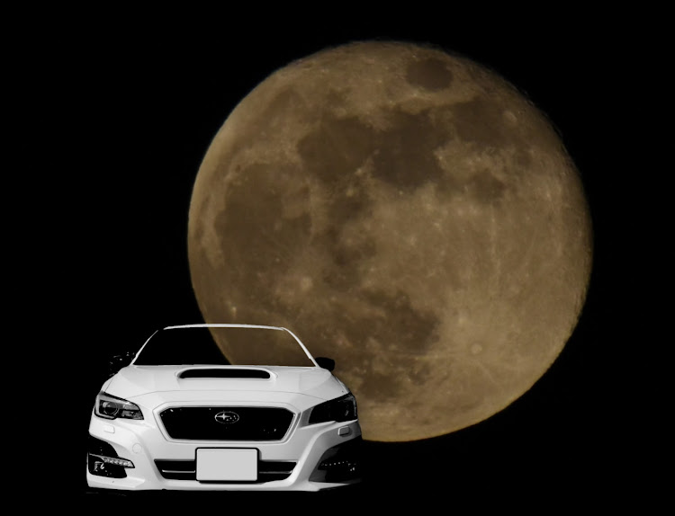 レヴォーグの満月・月と愛車・天体撮影・フラワームーン・一眼レフに関するカスタム事例の投稿画像1枚目