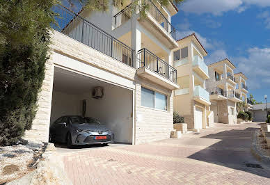 House with garden and terrace 5