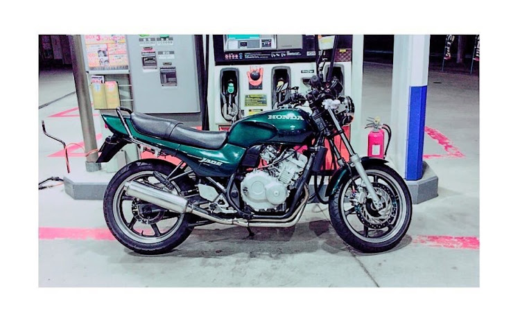 ジムニーのジムニー・バイク・大雨・JADE250・jb23に関するカスタム事例の投稿画像2枚目