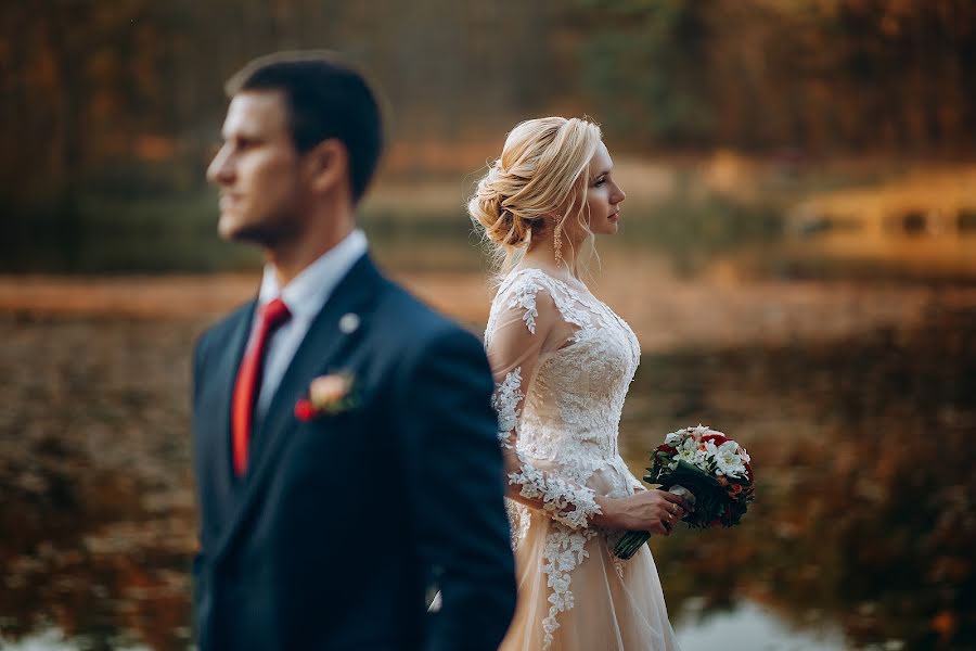 Fotógrafo de casamento Elena Metelica (elenandroma). Foto de 3 de março 2020