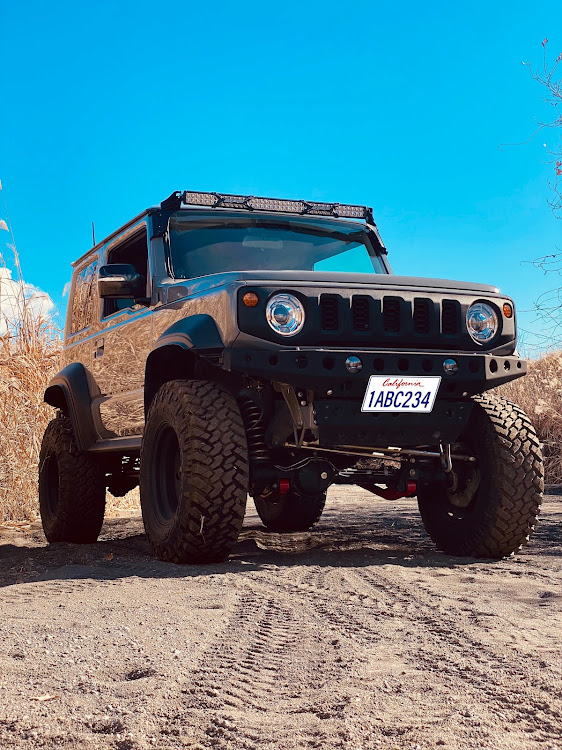 ジムニーシエラのジムニーシエラ・ジムニー・jb74・ジムニー乗りと繋がりたい・jb64に関するカスタム事例の投稿画像1枚目
