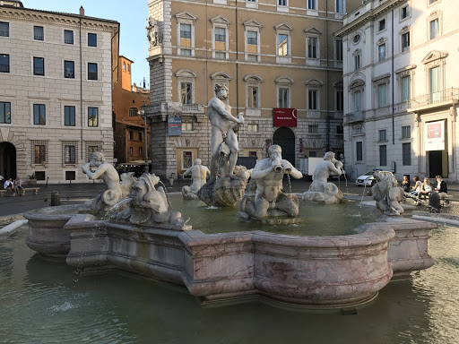 Rome-Piazza Navona -Fontana de