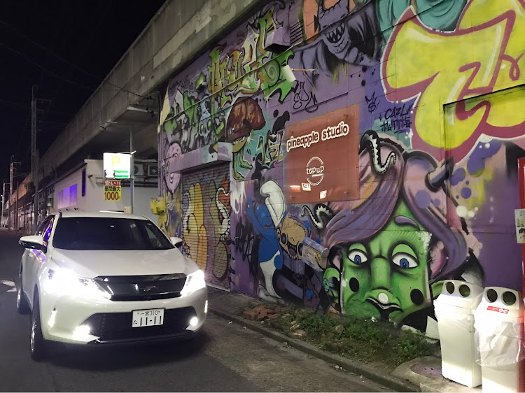 ハリアーのドライブ・梅雨明け・早めに車高落としたい・前々回と同じ写真に見えるけど違いますに関するカスタム事例の投稿画像1枚目