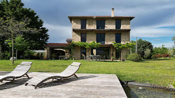 ferme à Saint-Donat-sur-l'Herbasse (26)