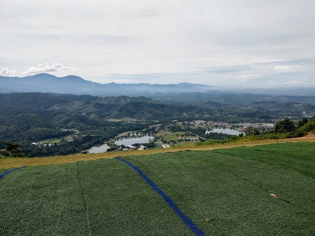 Bukit Batu Pahat Peak Paragliding Base