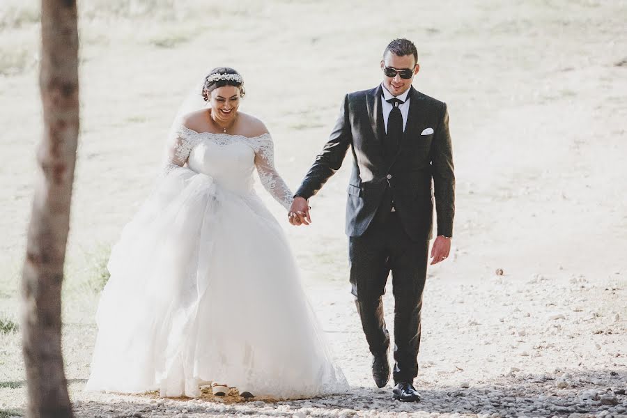 Fotógrafo de casamento Moussa Laribi (mlaphotographie). Foto de 3 de dezembro 2017