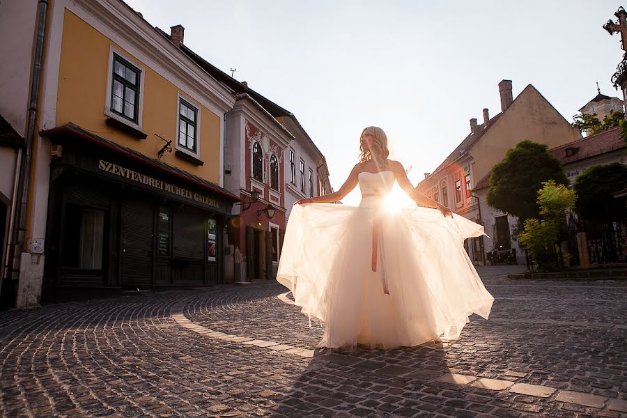 Wedding photographer Endre Birta (birtafoto). Photo of 5 April 2019