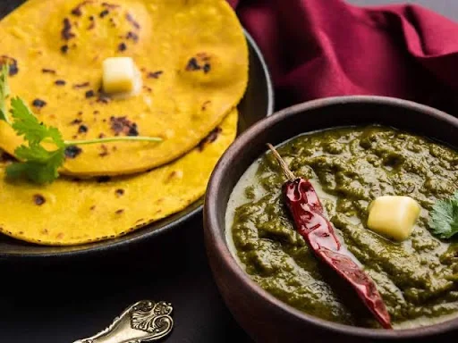 Makki Ki Roti ( 2pcs) & Paalak Ka Saag From Mum's Kitchen."