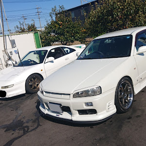 スカイライン R34