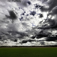 Threatening Clouds di 