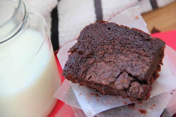 Diet Dr. Pepper & Cherry Brownies_image