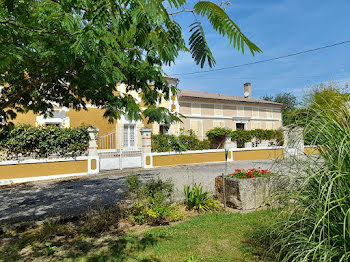 maison à Saint-Fort-sur-Gironde (17)