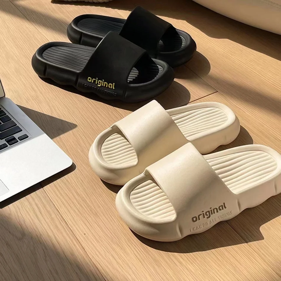 Pantofole Antiscivolo con Suola Spessa per Casa e Esterni Comode Ciabatte Slip-On per un Comfort Ottimale e Sicuro