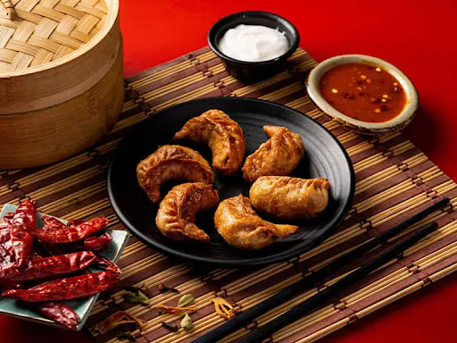 Chicken Deep Fried Momos (6Pcs)