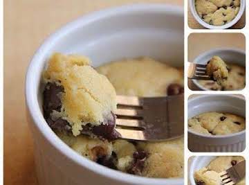 Single Serving Deep Dish Chocolate Chip Cookie