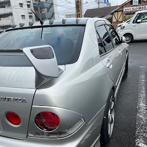 アルテッツァ SXE10