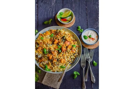 Paneer Biryani Bowl with Curd