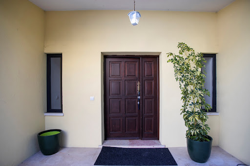Maison avec piscine et jardin 5