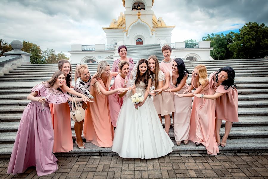 Wedding photographer Evgeniy Avdeenko (akvil69). Photo of 22 September 2016
