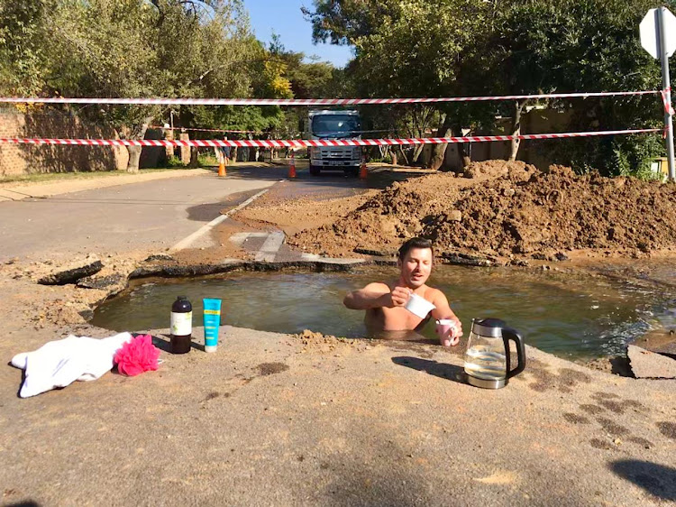 A Fourways resident took to the streets recently to raise awareness about the failing water system in his neighbourhood.