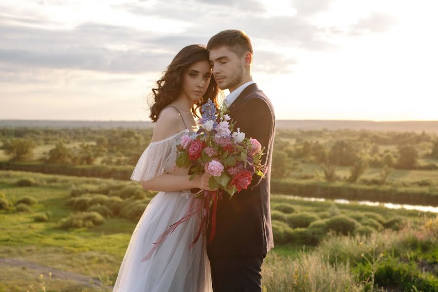 Fotografo di matrimoni Alina Sidorova (sidorovalinka). Foto del 24 marzo 2020