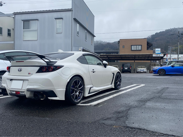 GR86のバックシャンな愛車・雨のドライブ・ガレージカフェ巡り・ネオクラ好き・でも現行も好き（笑）に関するカスタム事例の投稿画像4枚目