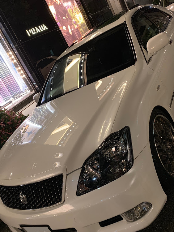 クラウンアスリートのクラウンアスリート・18クラウン・コーティング・洗車に関するカスタム事例の投稿画像1枚目